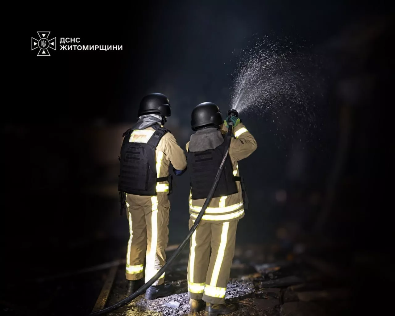 Рятувальники ліквідували пожежі на Житомирщині після російських ударів