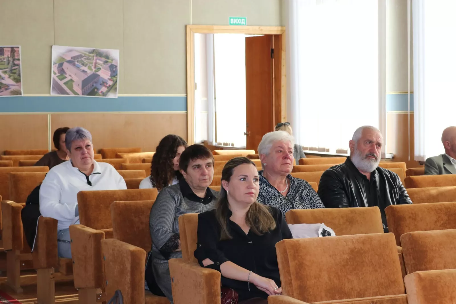 У Радомишлі родинам загиблих захисників вручили відзнаки «Полум’яне серце»