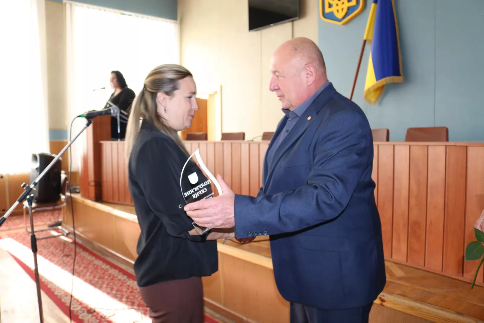 У Радомишлі родинам загиблих захисників вручили відзнаки «Полум’яне серце»