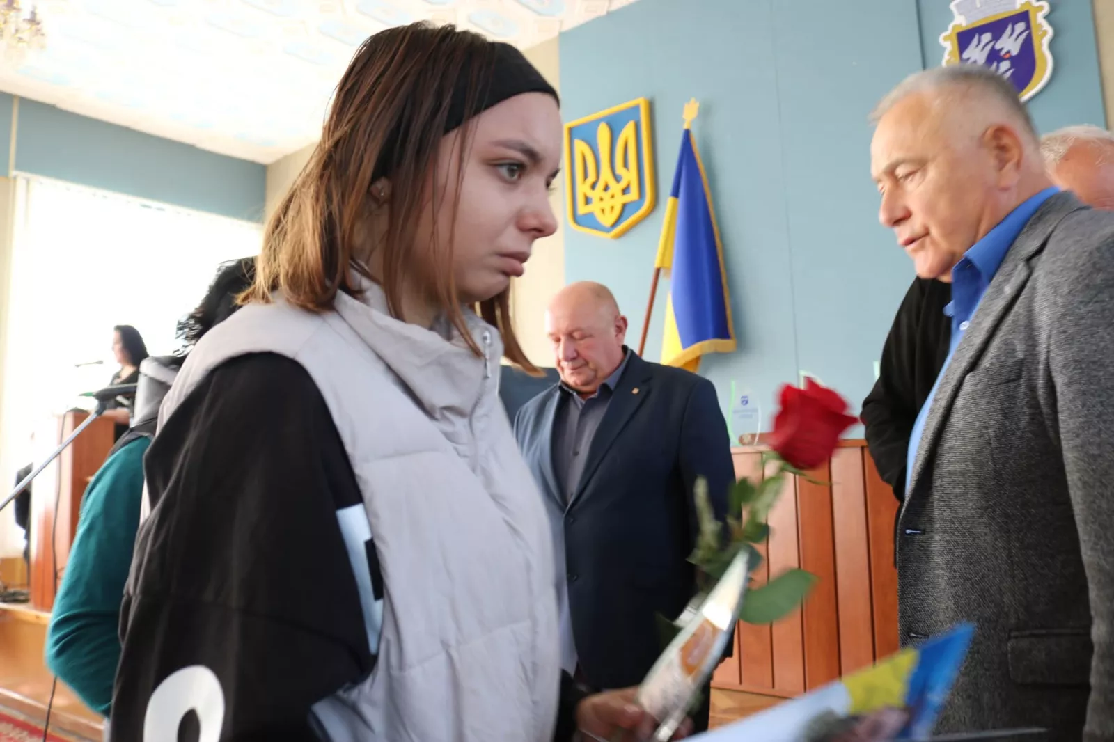 У Радомишлі родинам загиблих захисників вручили відзнаки «Полум’яне серце»