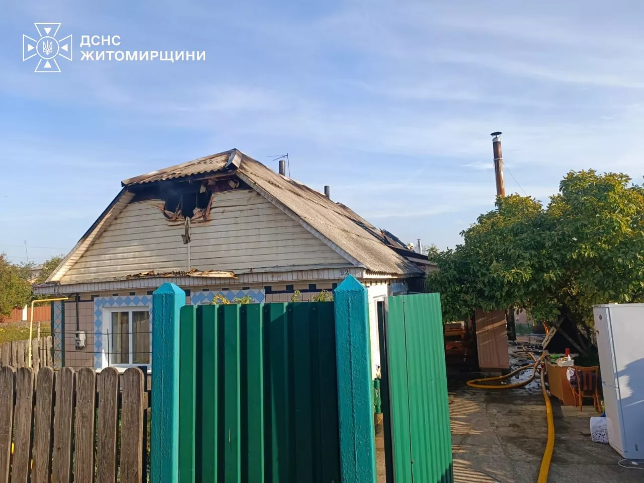 У Радомишлі рятувальники загасили пожежу в житловому будинку