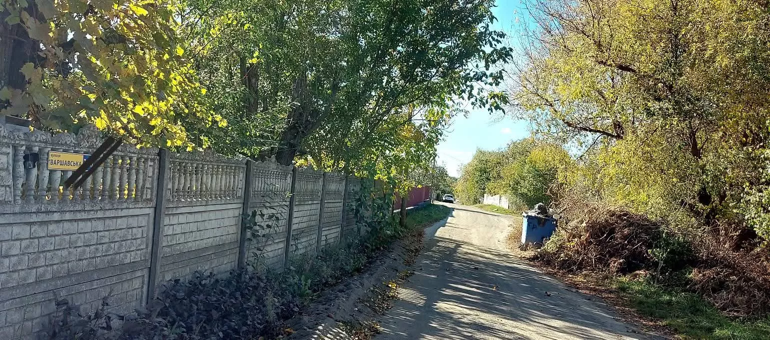 Чому не вивозять сміття з вулиці Варшавської в Малині: пояснення «Екоресурсу»