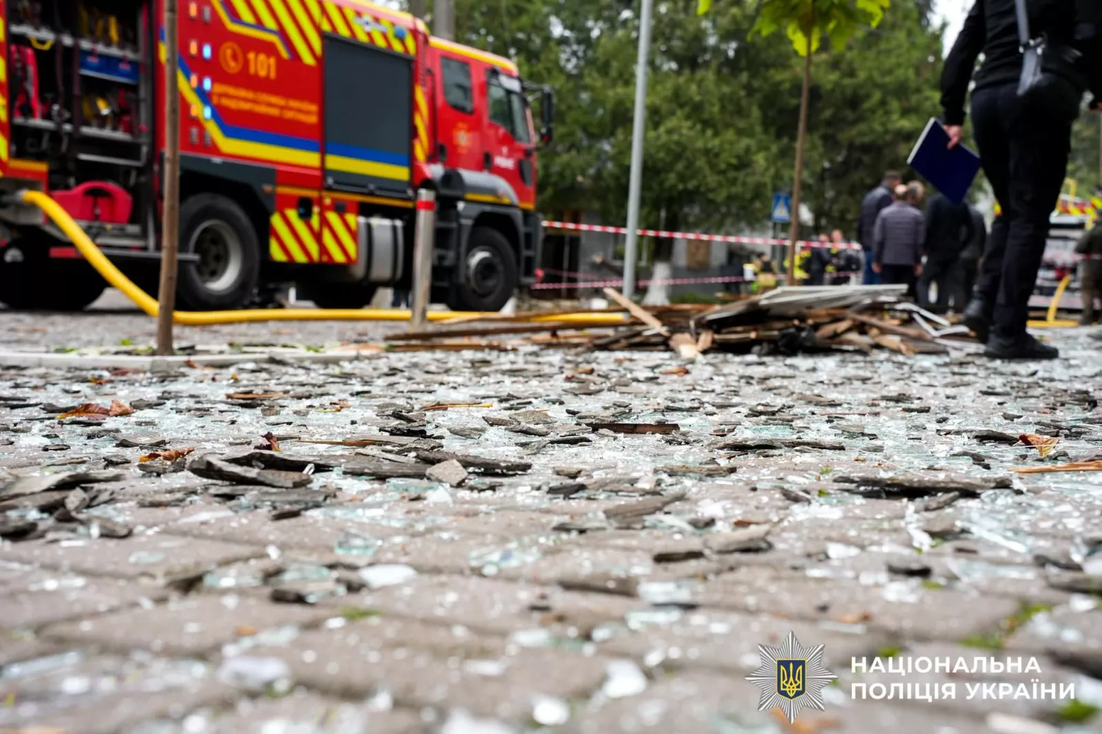 У Рівному внаслідок удару по навчальному закладу поранені 20 людей