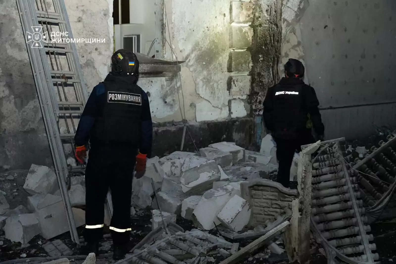 ДСНС показали наслідки ворожого удару по Житомиру: серед поранених — діти
