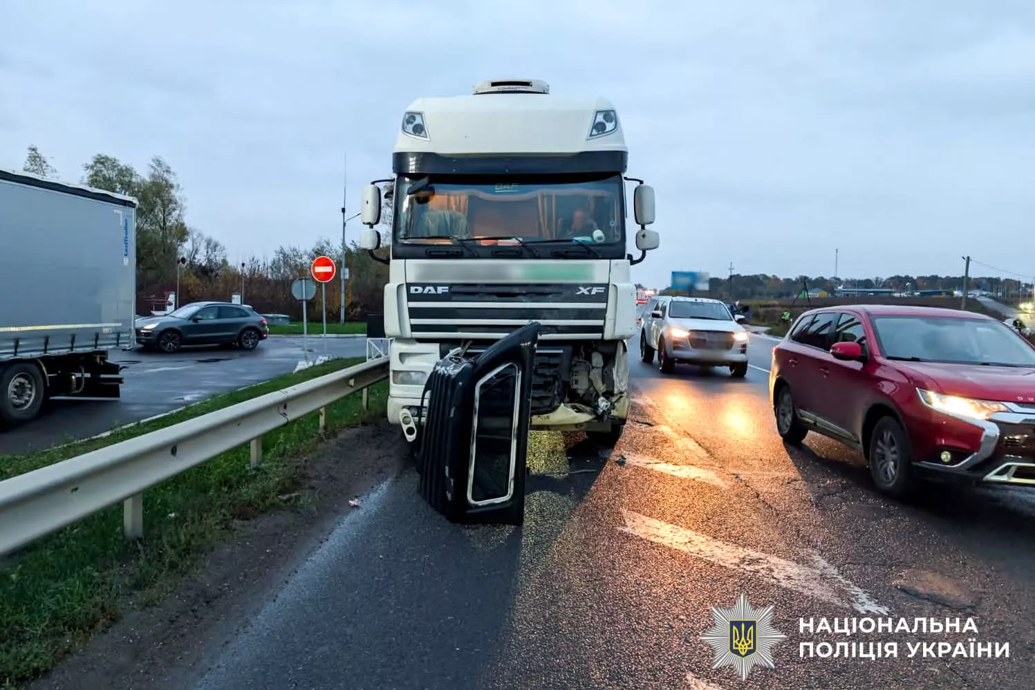 Потрійна ДТП на трасі Київ-Чоп: затримали 60-річного водія вантажівки з Житомирщини