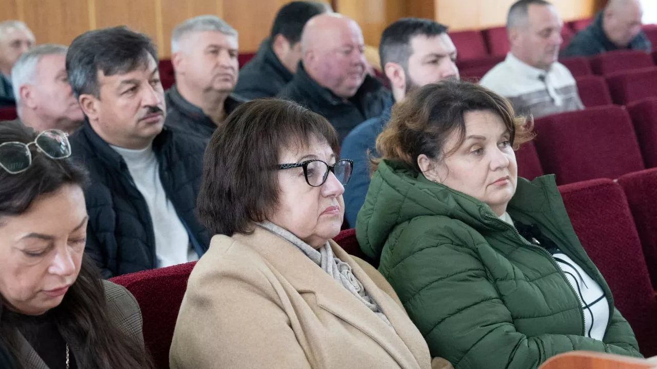 Підготовка до зими та зв'язок під час блекаутів: Бунечко провів розширену нараду з головами громад