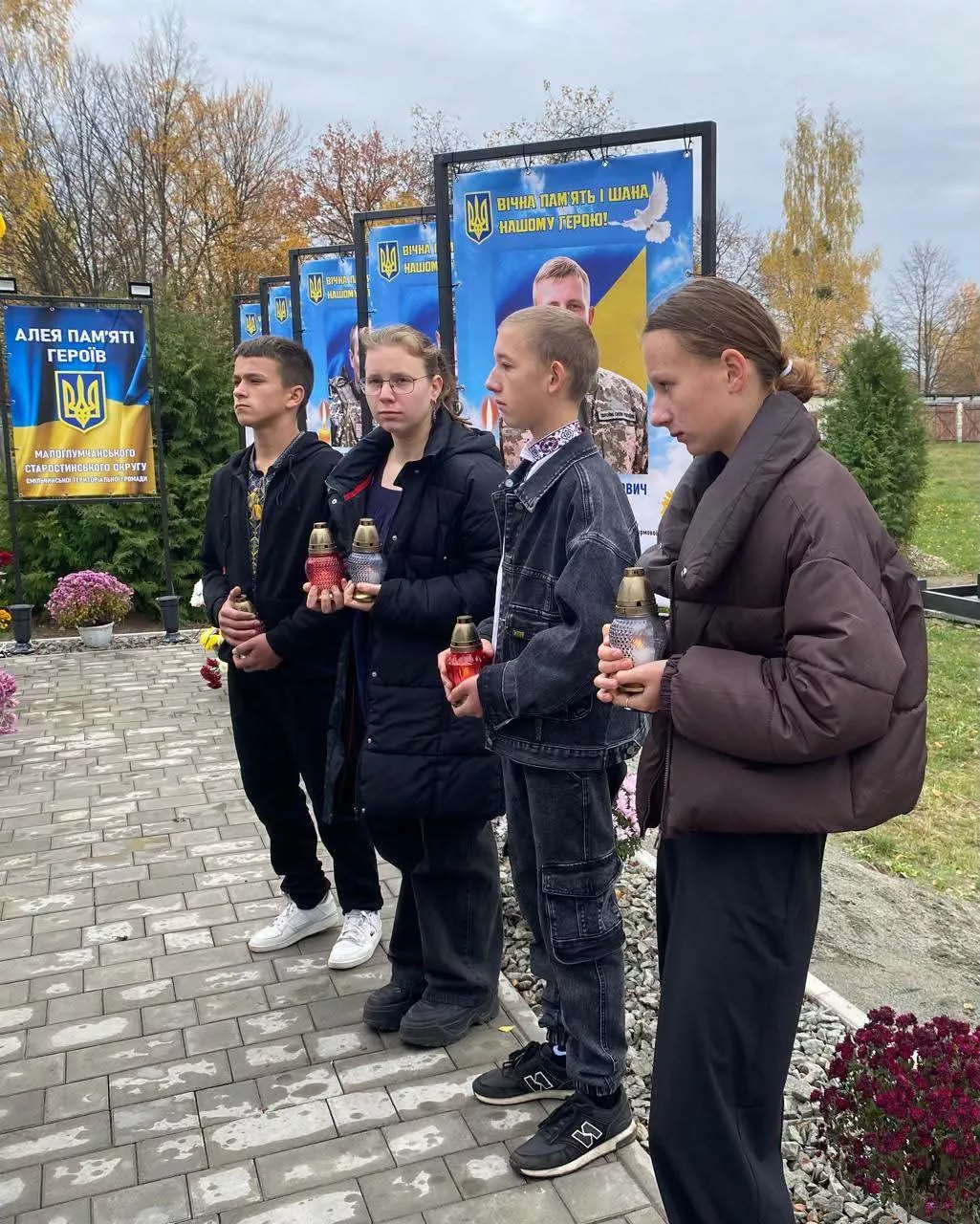 У Ємільчинській громаді відкрили Алею Слави на честь дев’ятьох полеглих Героїв