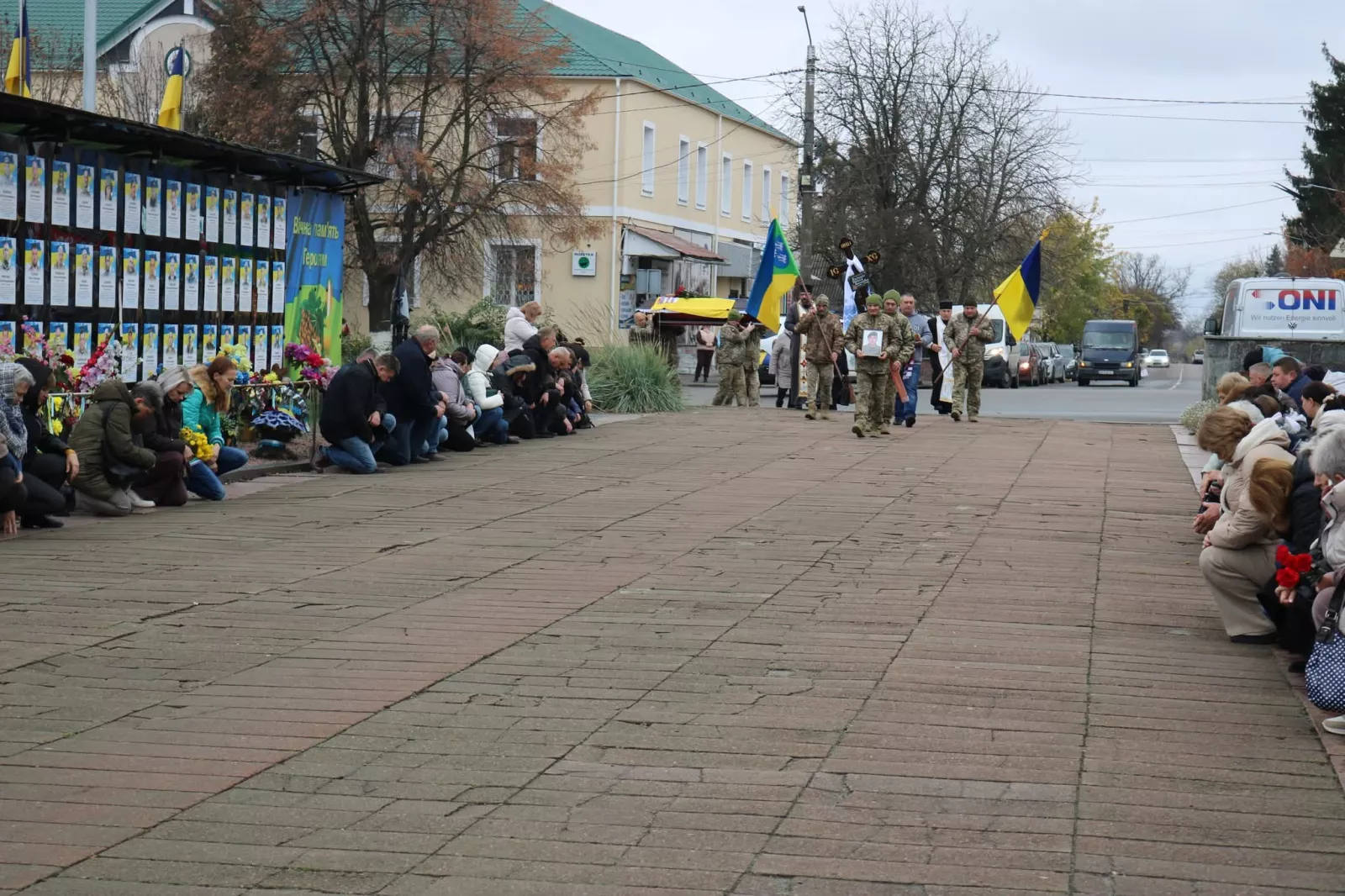 У Радомишлі попрощалися із загиблим захисником Олексієм Карпенком