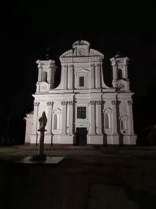 Коростишів: що подивитися за один день — каньйон, кар'єри, парк скульптур і старовинний костел