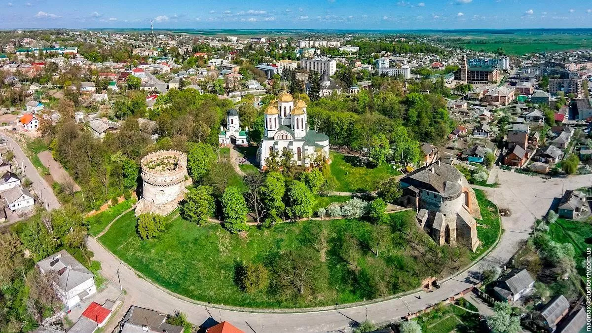 Острог: замок князів Острозьких, Острозька Біблія та академія