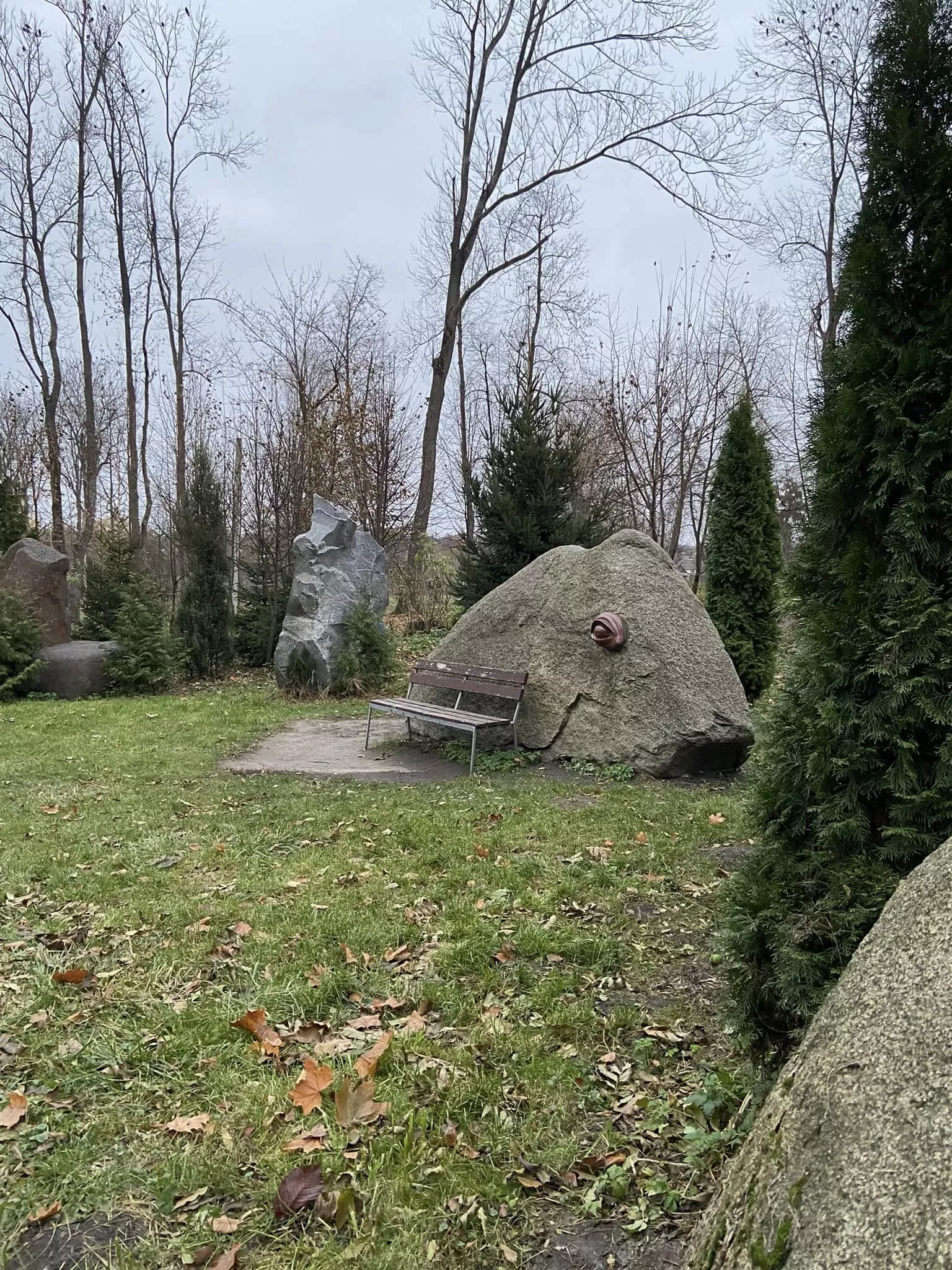 Коростишів: що подивитися за один день — каньйон, кар'єри, парк скульптур і старовинний костел