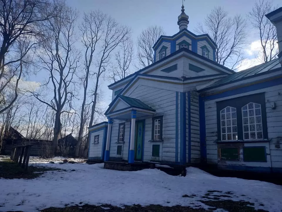 Великі Кліщі: історія відселеного села та дерев’яної церкви