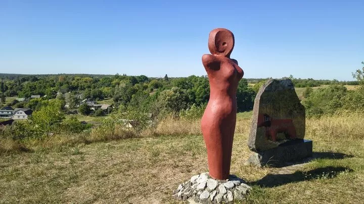 Червона гора в Городському: трипільське поселення та сучасний простір