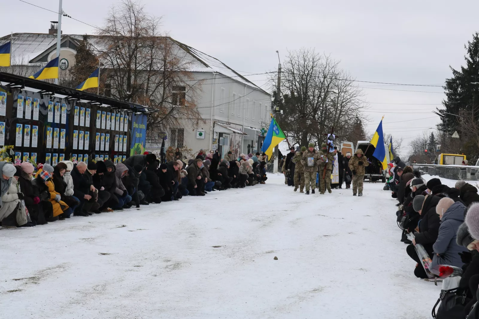 Радомишльська громада попрощалася з Героєм Юрієм Єфремовим, який загинув на фронті