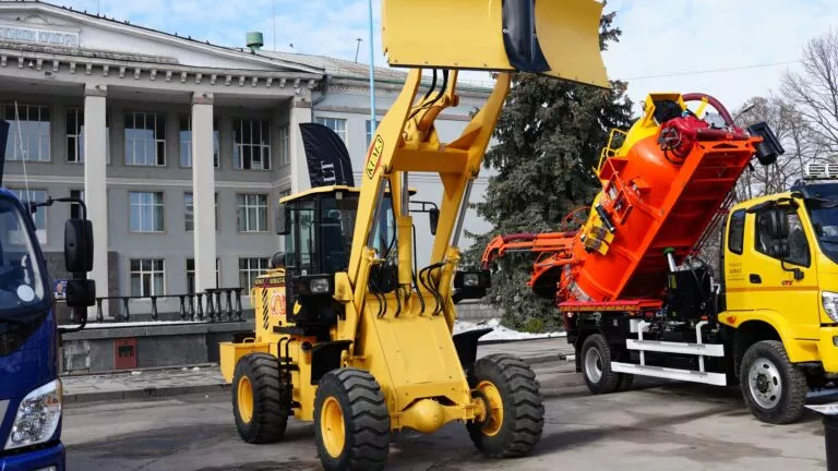 На Житомиирщині громади отримають сучасну спецтехніку за держкредитами та лізингом