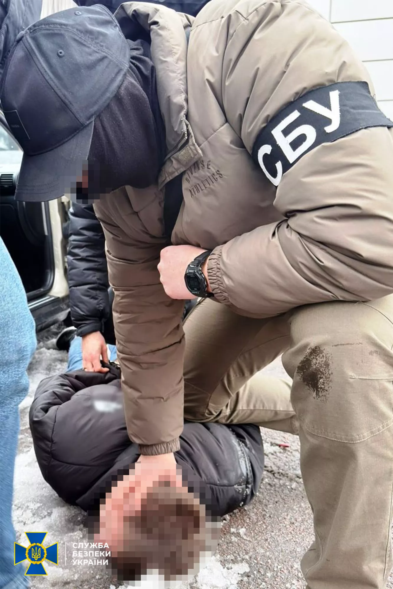 «Оберіг» за 5600 доларів: СБУ та поліція блокують схему ухилянтів на Житомирщині