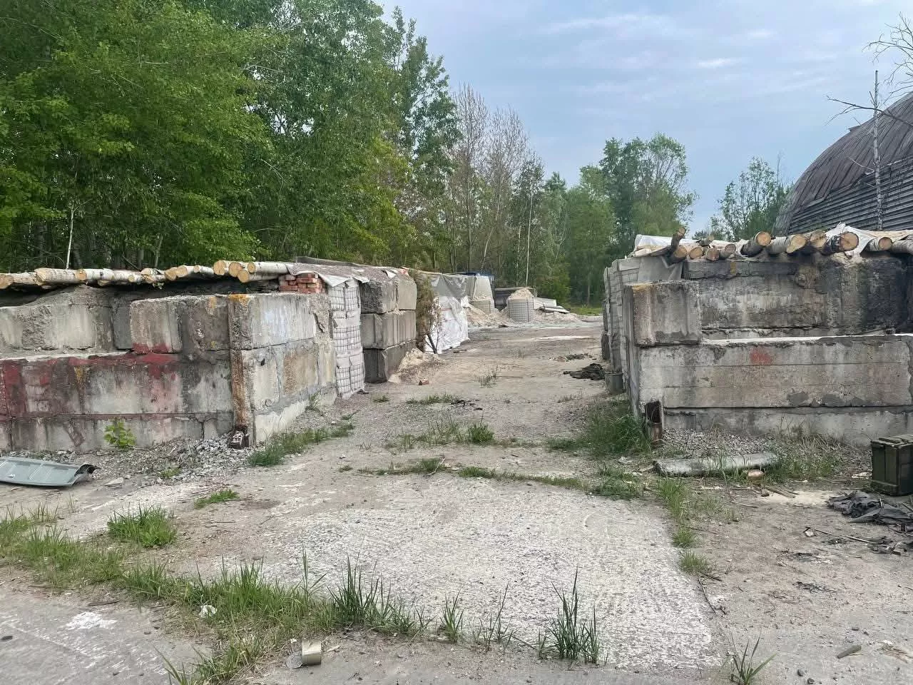 Чорнобильська зона після окупації: що залишили росіяни та як відновлюється територія
