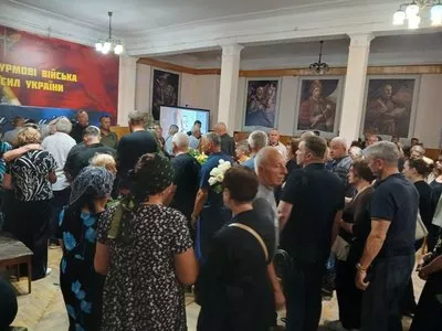У Житомирі попрощалися з Валентиною Савіцькою — офіцеркою УДО, яка загинула внаслідок удару по Київщині