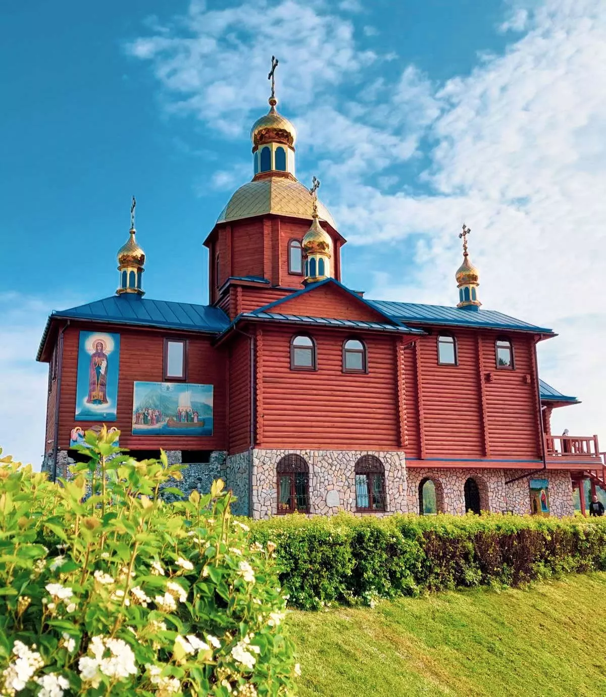 Жіночий монастир Афонської ікони Божої Матері в Кип’ячому: історія та святині