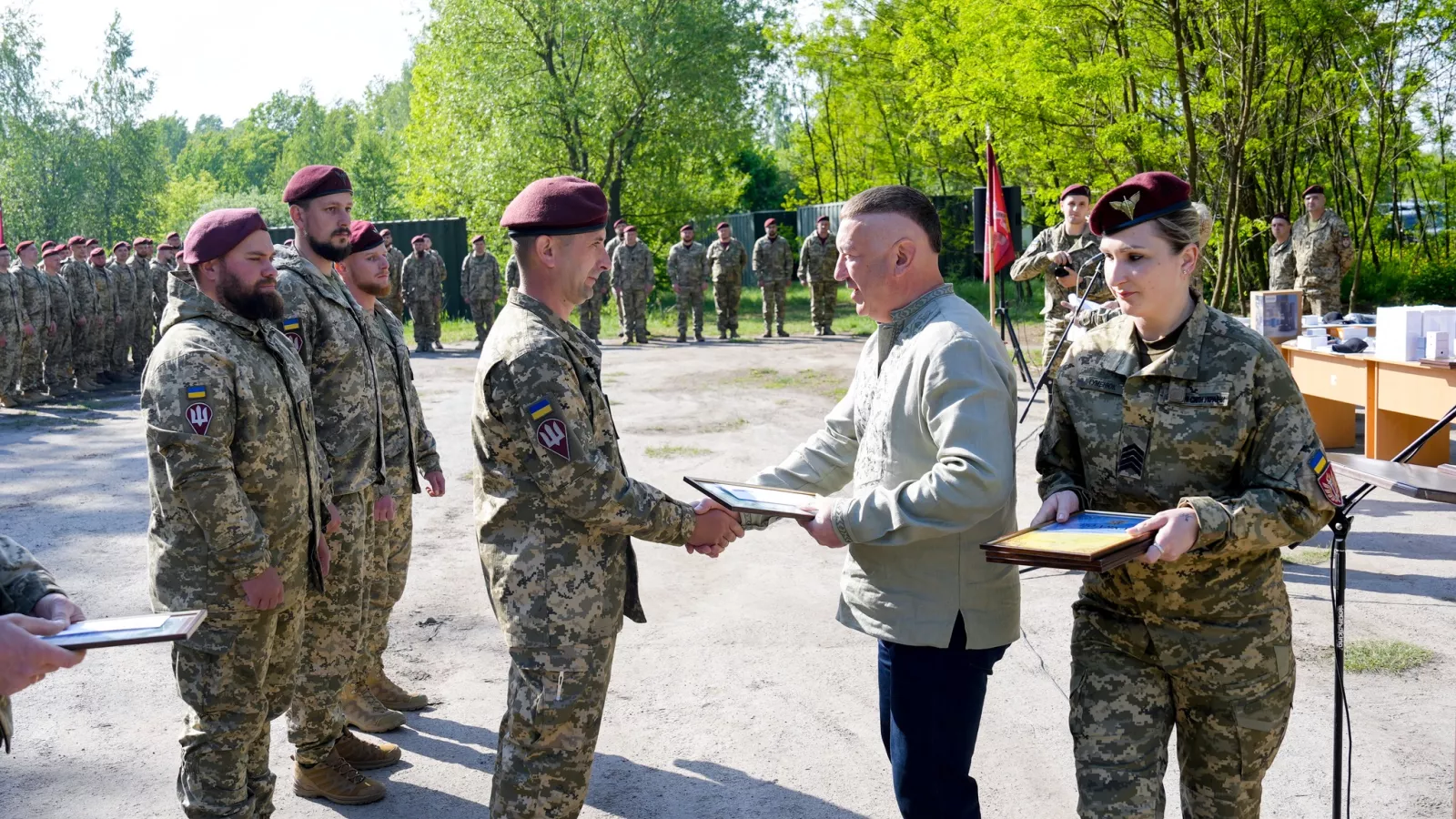 Віталій Бунечко взяв участь у відзначенні 11-річчя 199-го навчального центру ДШВ ЗСУ