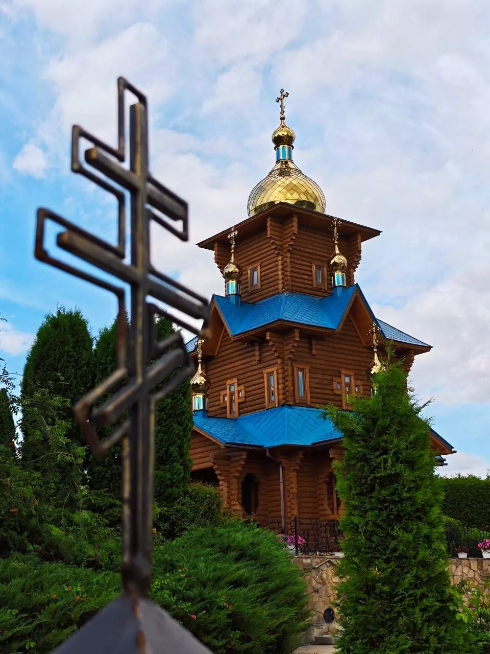 Жіночий монастир Афонської ікони Божої Матері в Кип’ячому: історія та святині