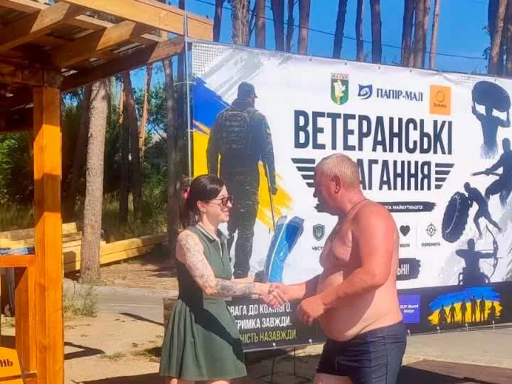 У Малині ветерани змагалися на SUP-дошках