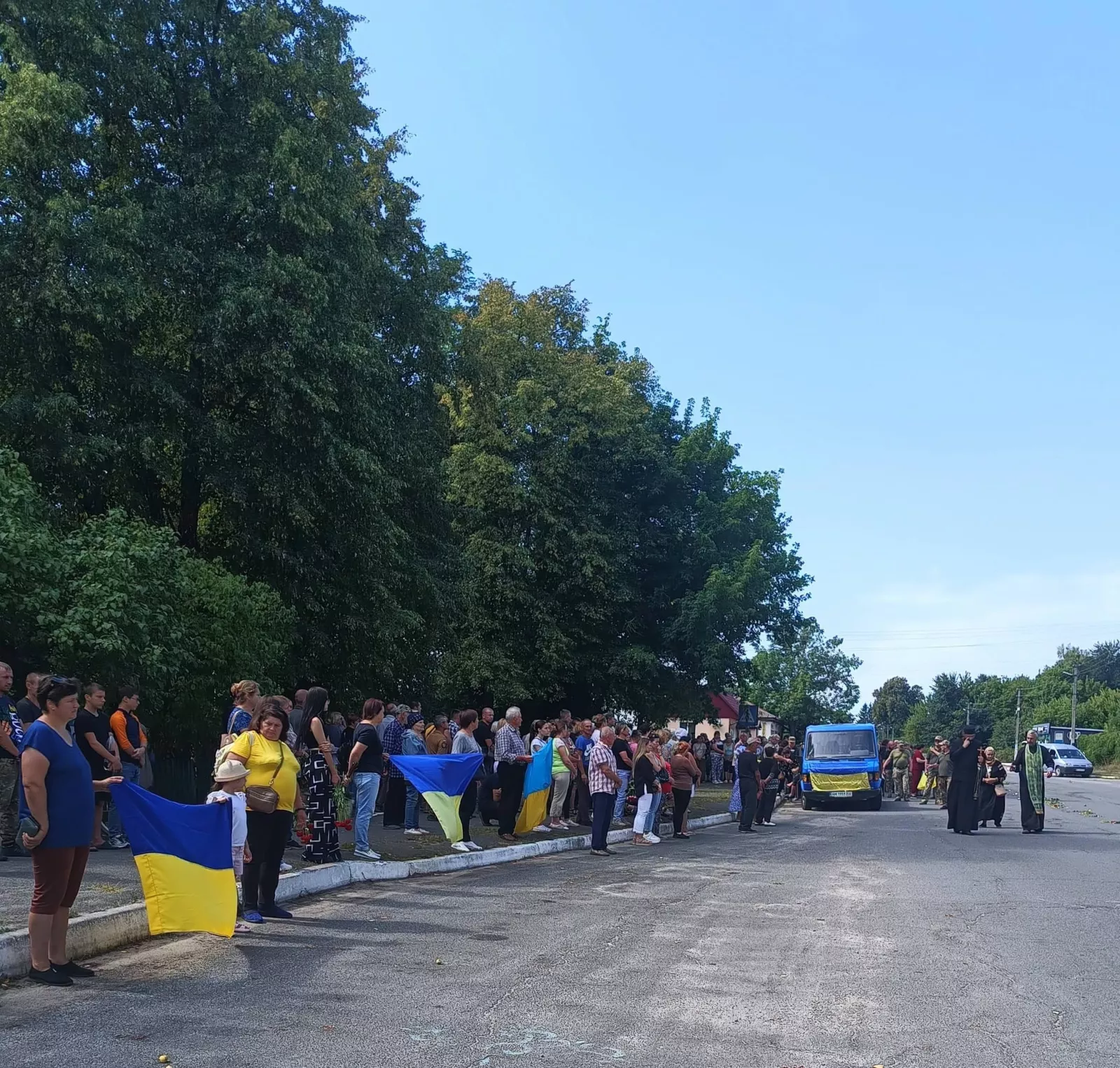 Вишевичі попрощалися із захисником Іваном Недашківським, який понад рік вважався зниклим безвісти
