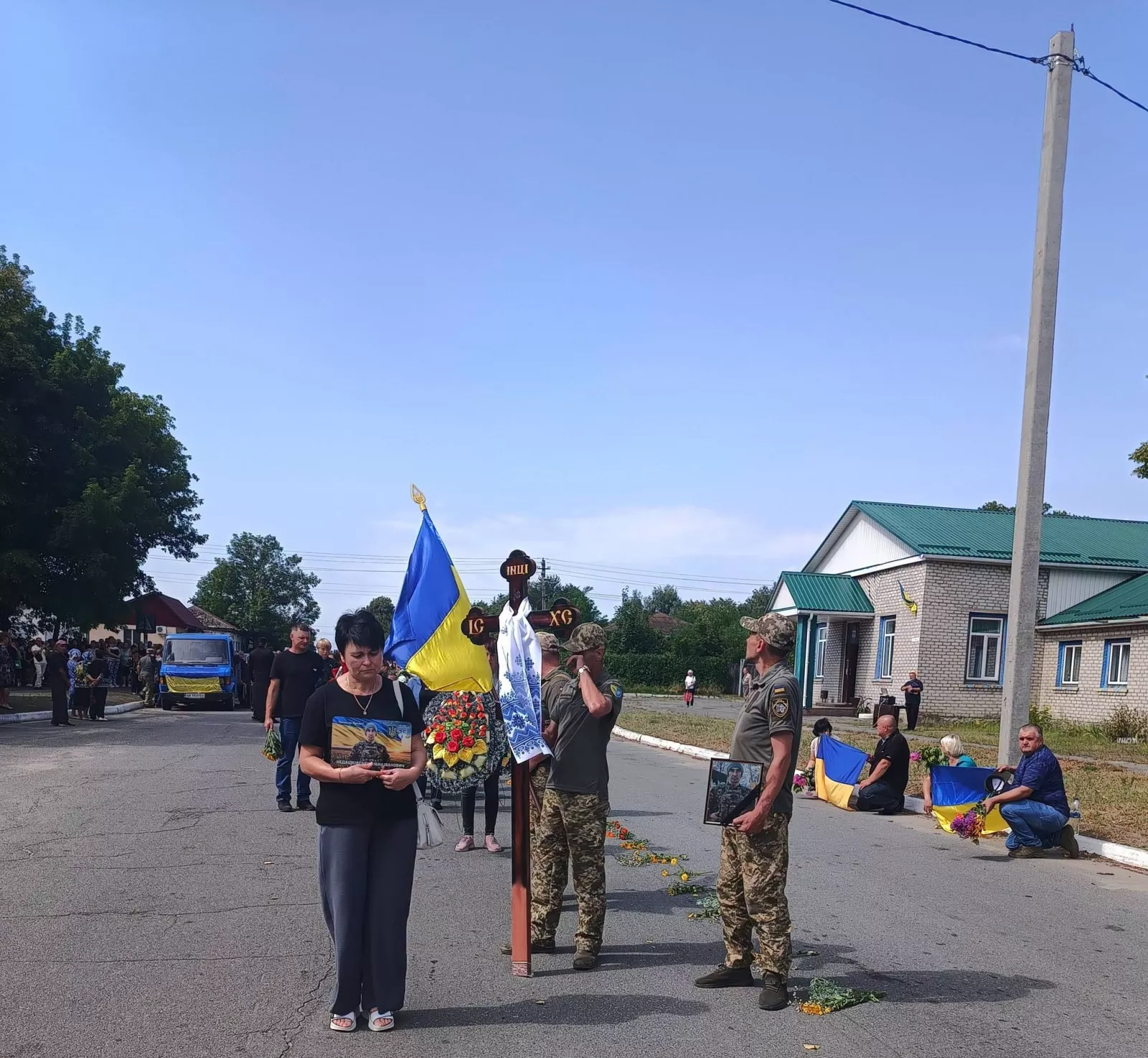Вишевичі попрощалися із захисником Іваном Недашківським, який понад рік вважався зниклим безвісти
