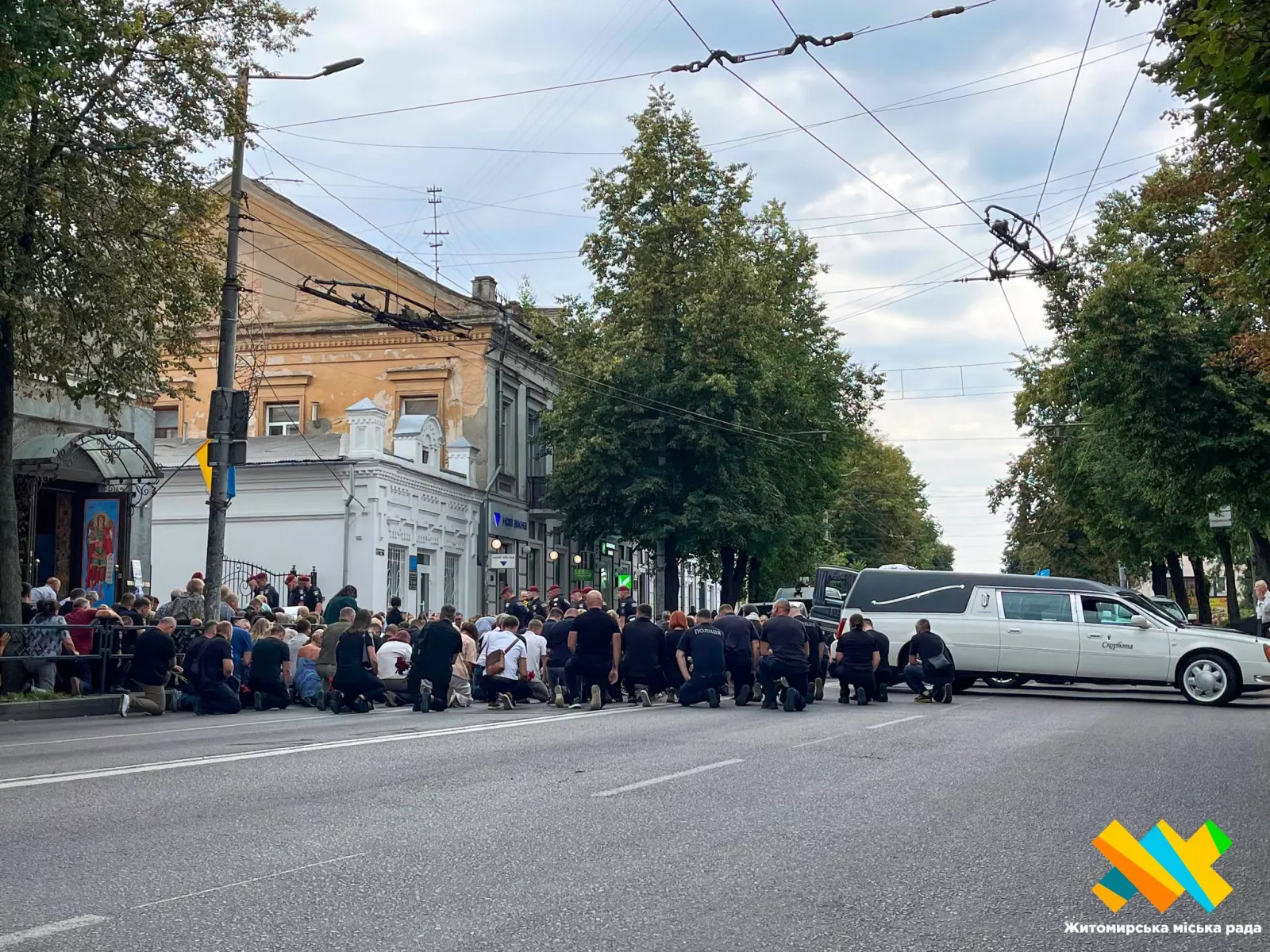 Житомир попрощався з трьома поліцейськими, які загинули внаслідок російської атаки