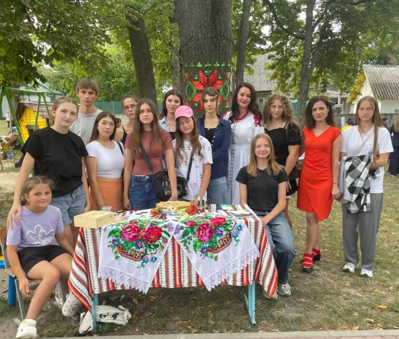 Чоповицька громада на благодійному святі зібрала понад 34 тисячі грн для ЗСУ