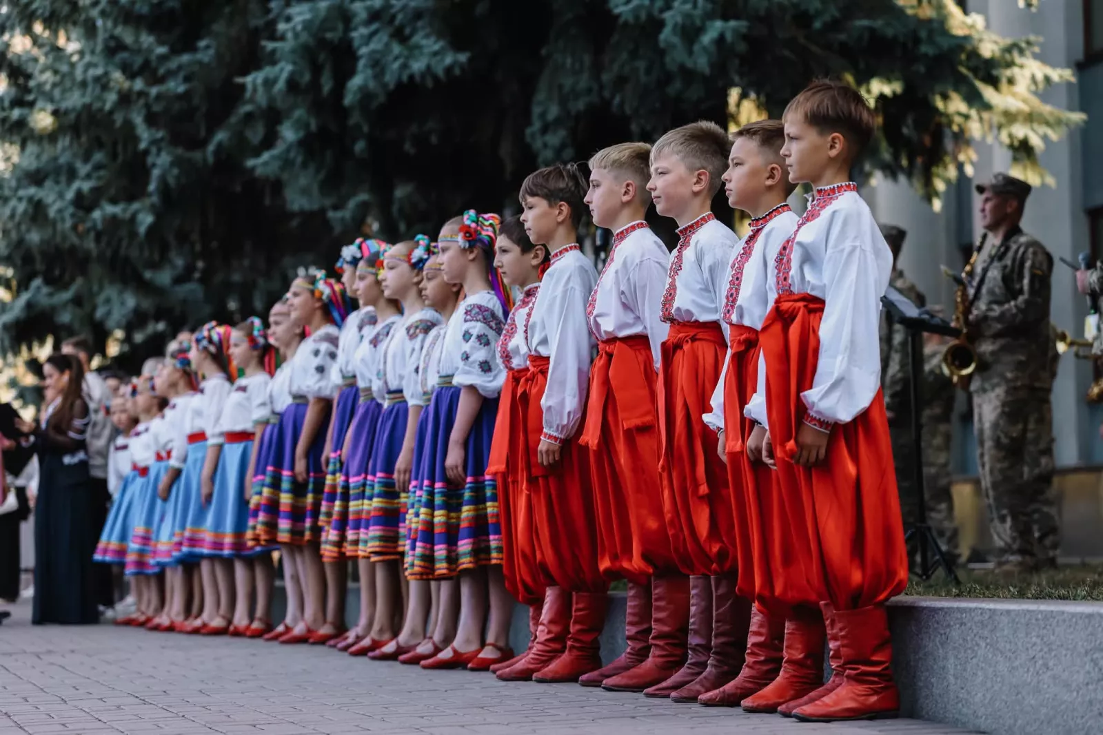 Поліцейські Рівненщини долучилися до святкування Дня Державного Прапора України