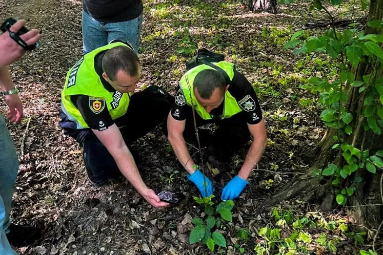 На Рівненщині судитимуть двох волинян, яких підозрюють у збуті наркотиків через «закладки»