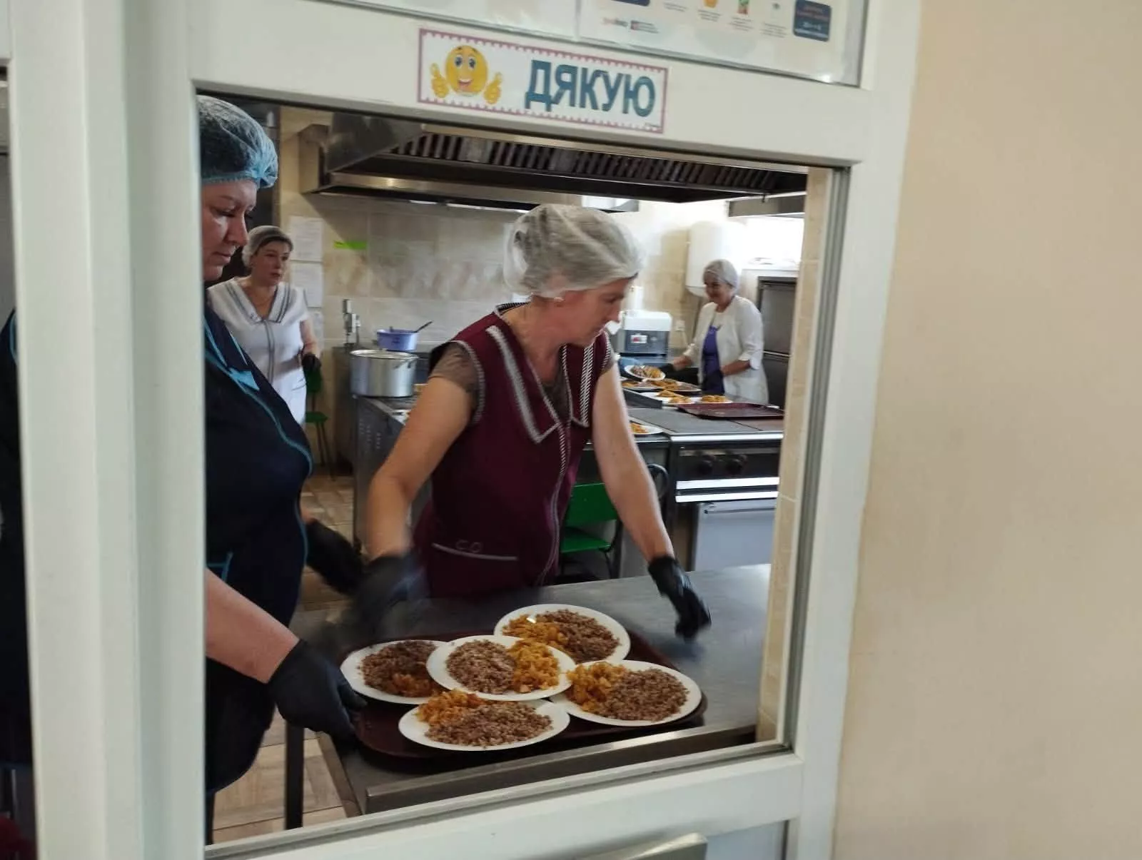 У школах Радомишльської громади перевірили харчування дітей