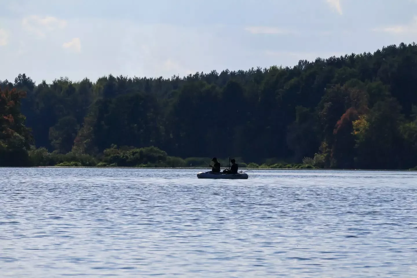 Рибалка у Вороневому на річці Уж