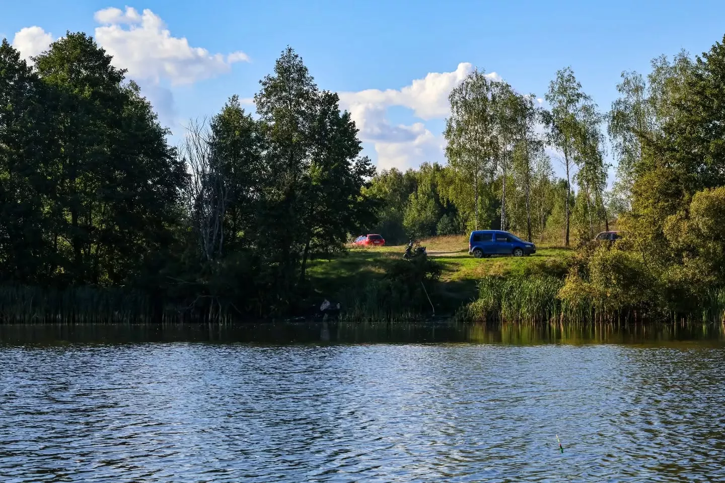 Рибалка у Вороневому на річці Уж