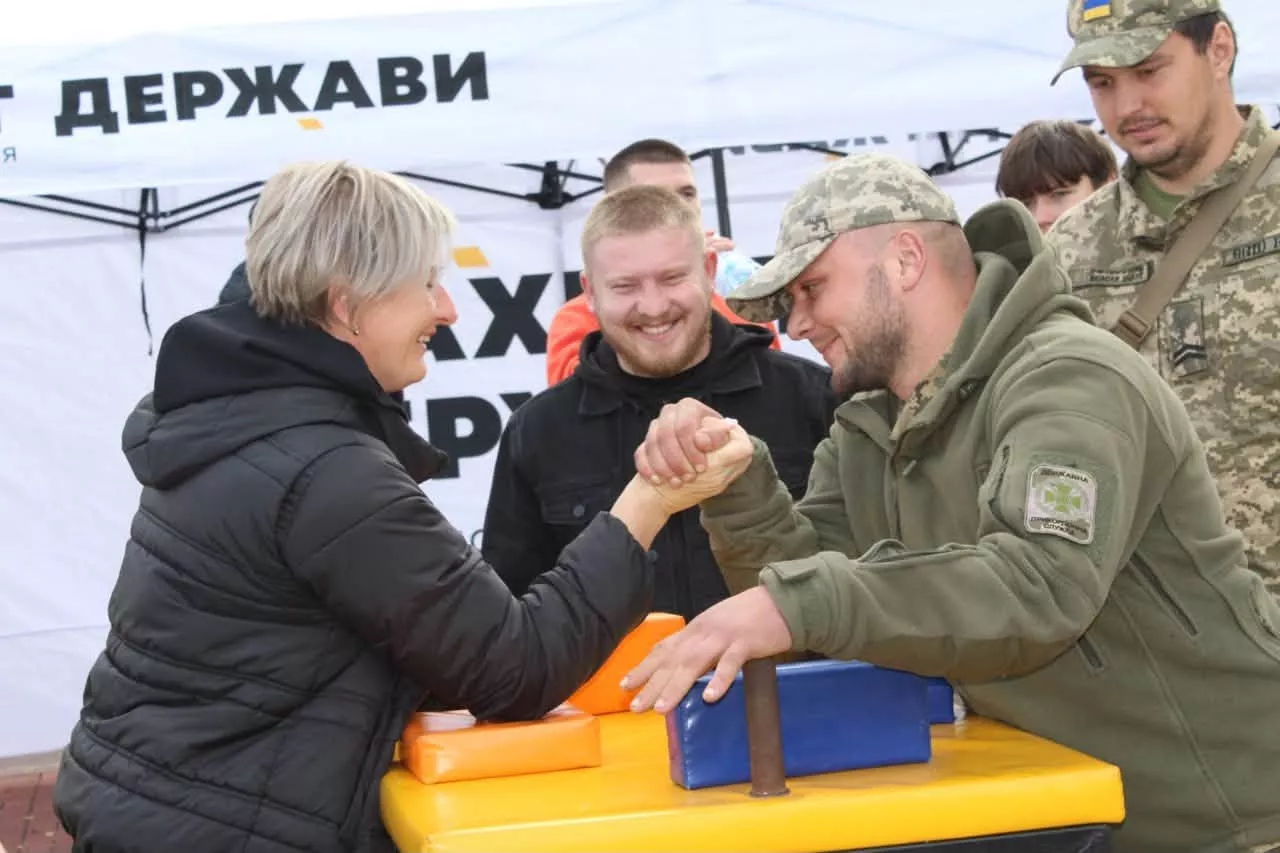 У Коростені провели перший районний чемпіонат з адаптивного армрестлінгу