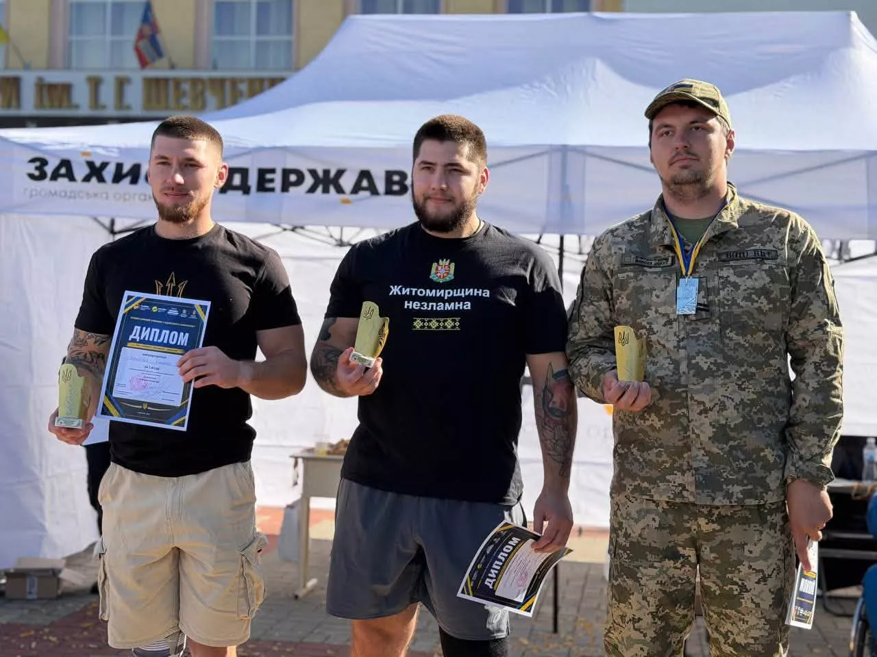 У Коростені провели перший районний чемпіонат з адаптивного армрестлінгу