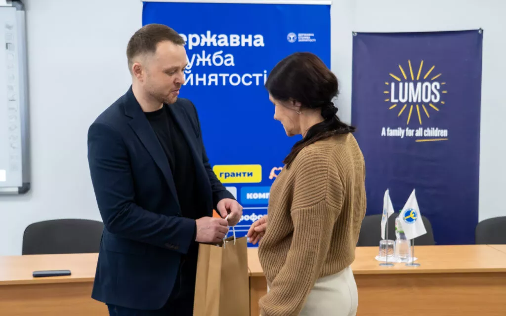 На Житомирщині обговорили розвиток патронату над дітьми та сімейних форм виховання