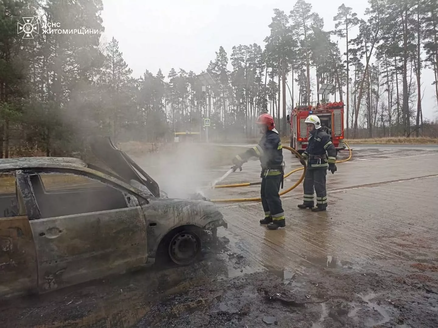  У Малинській громаді під час руху загорівся автомобіль