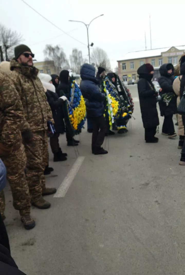 На Малинщині попрощалися з полеглим Захисником Юрієм Якименком