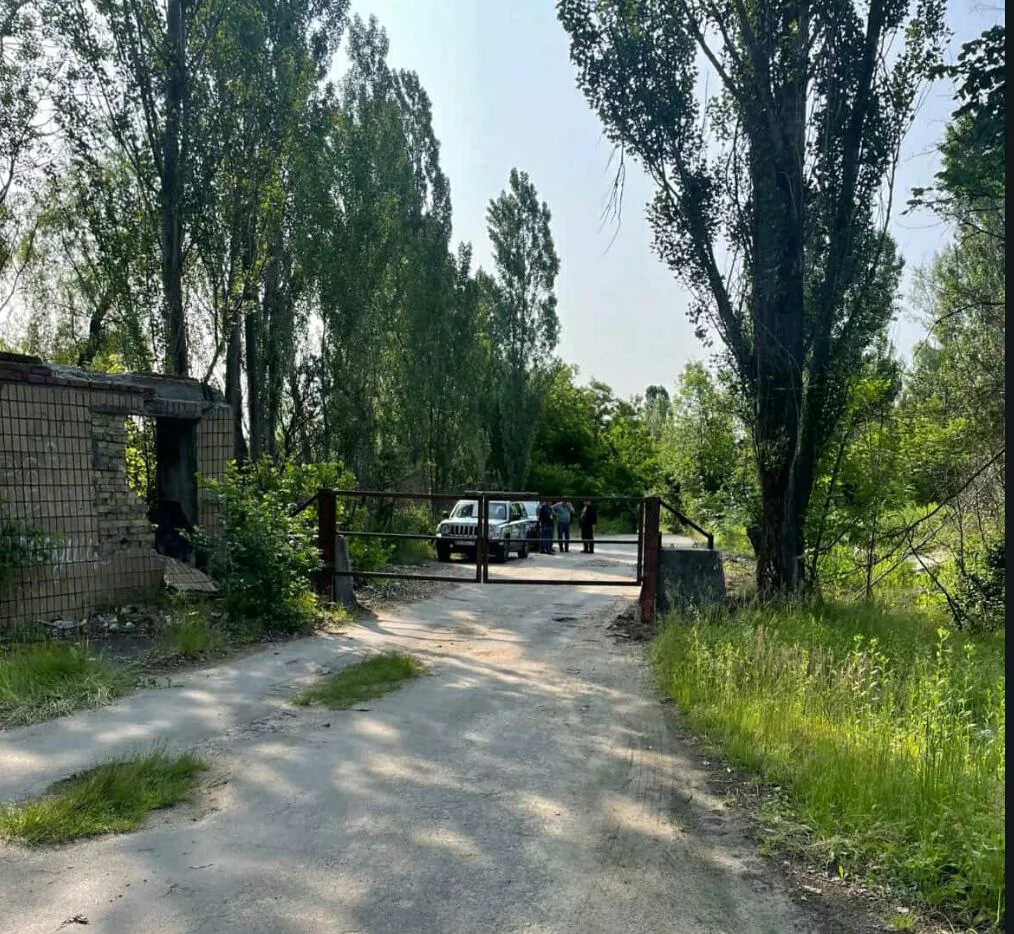 Малинська «Калюжа»: унікальний кар'єр із підводним музеєм за 100 км від Києва
