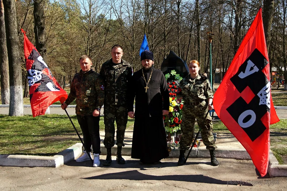 Пам’ятний знак Героям Небесної Сотні у Малині