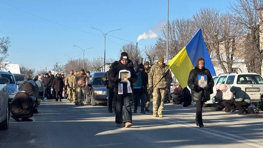 У Малині попрощалися із захисником Олександром Михайленком