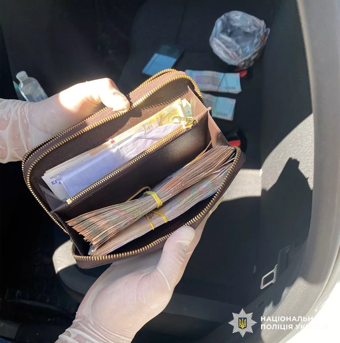На Житомирщині викрили схему розкрадання бюджетних коштів: сільський голова та спільники під слідством