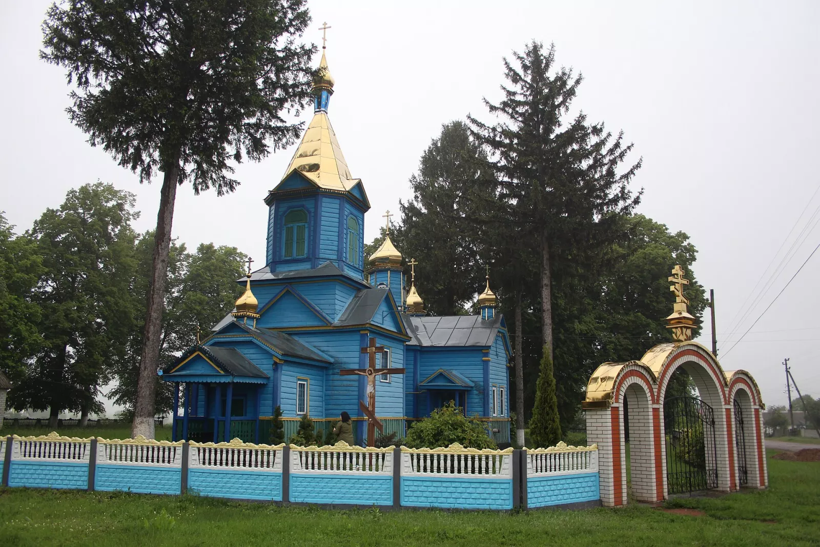 Дерев'яна Михайлівська церква в Гадзинці