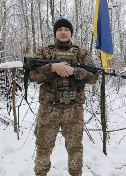 Дві ноги — одна пара взуття: як бойовий медик з Черняхівщини став паралімпійцем