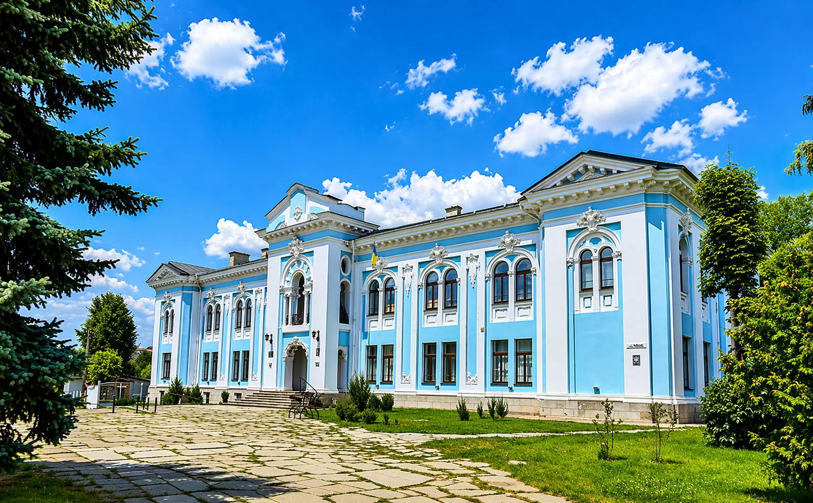 Єпископський дім (краєзнавчий музей) у Житомирі