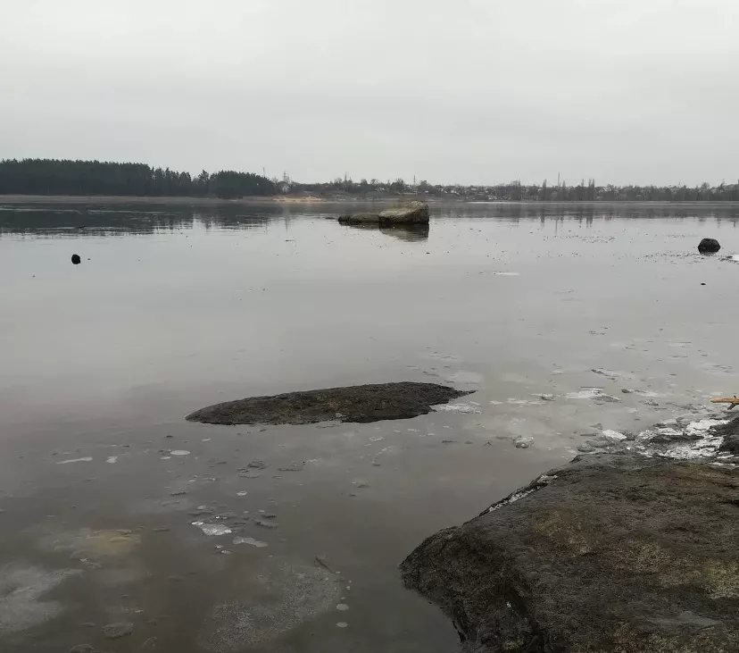 Малинська Коса на Малинському водосховищі — відпочинок біля Ірші та Каменю Кохання