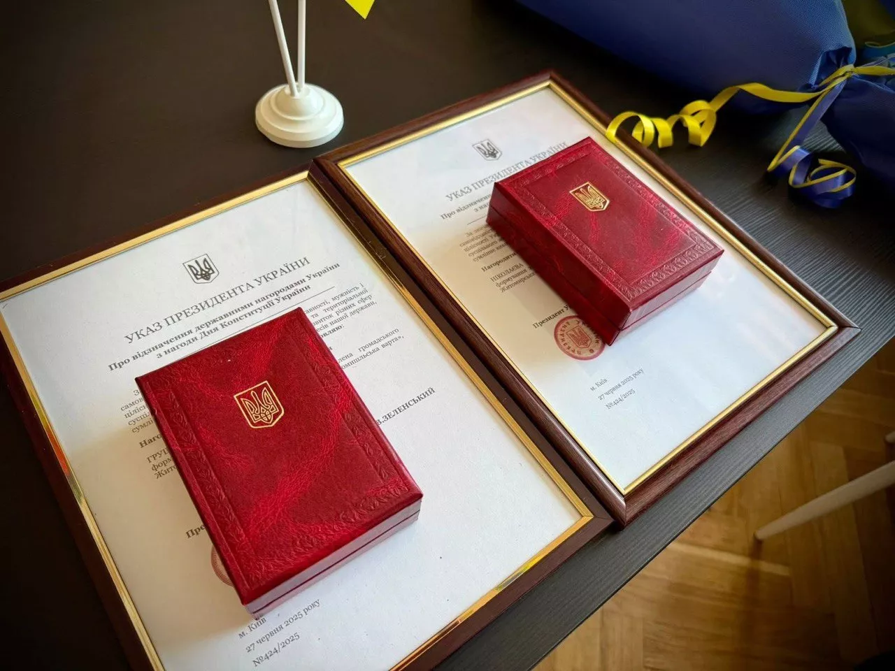 Герої з Радомишля посмертно нагороджені орденами «За мужність» за порятунок людей під обстрілами