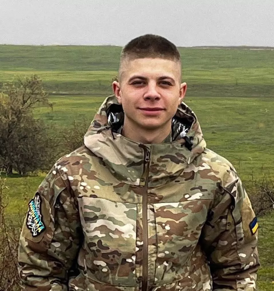 Коростишівська громада прощатиметься з 20-річним Захисником Денисом Волинцем